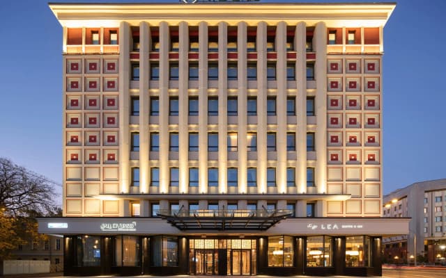 Отель Maidens Hotel
