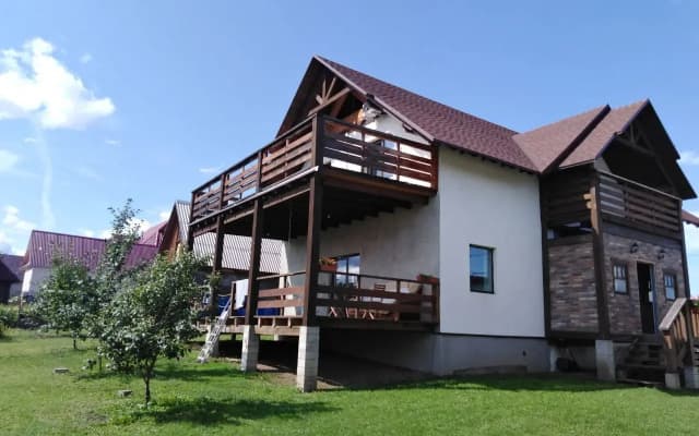 Мебелировванные комнаты Townhouse Klenovy