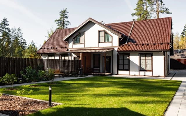 Частный дом Whitey House половина 1