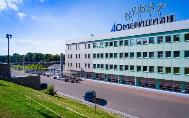Отель Гостиничный комплекс 40-Меридиан Арбат