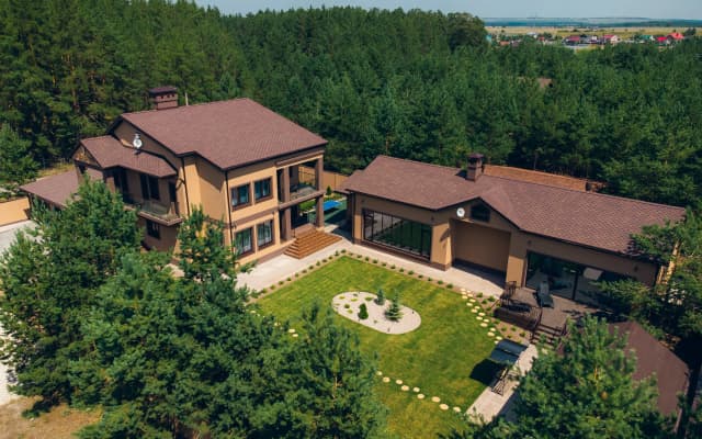 Частный дом Borovica House