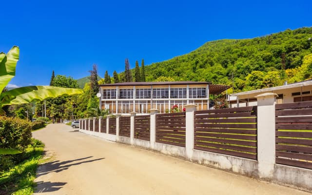 Отель Афалина