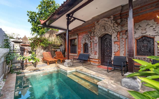 Вилла Casa Yenny Balinese Style Seminyak Kuta