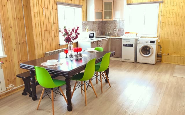 Частный дом Камчатский край Елизово улица Омская 37А