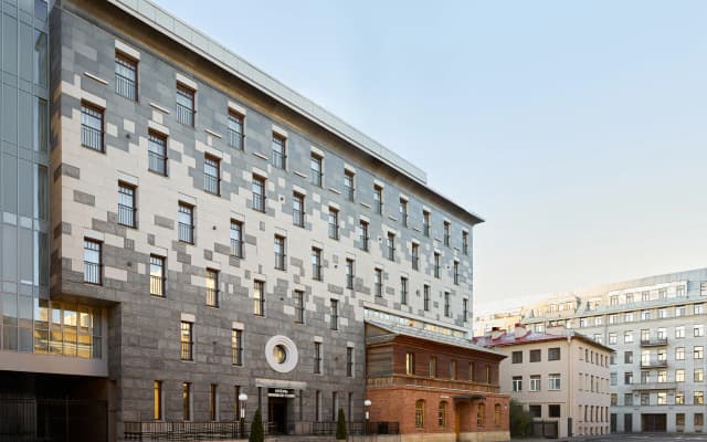 Отель Harbor Club