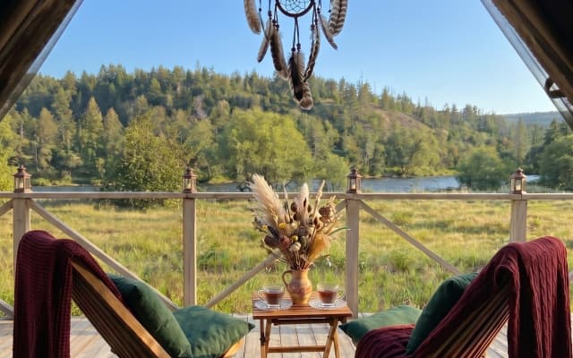 Глэмпинг Эссо