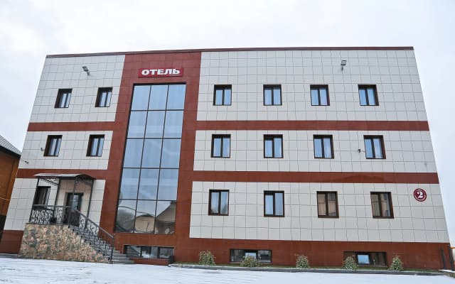 Отель Антураж