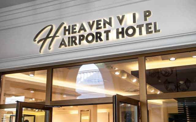 Отель Heaven Vip Airport