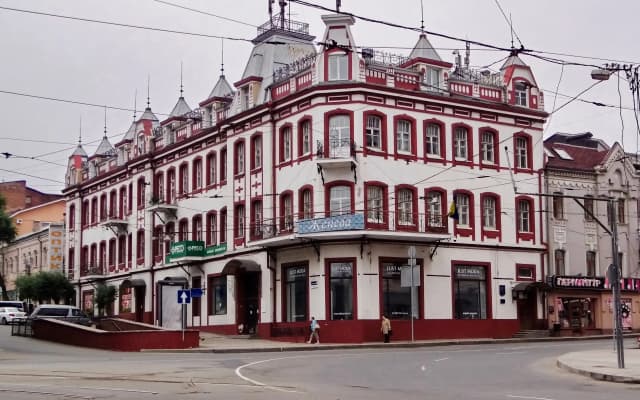 Отель Holiday Hotel