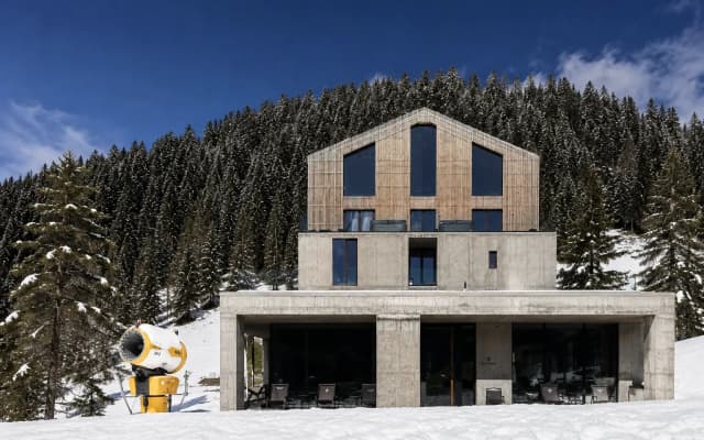 Отель Moon2 ski-in ski-out в Архызе