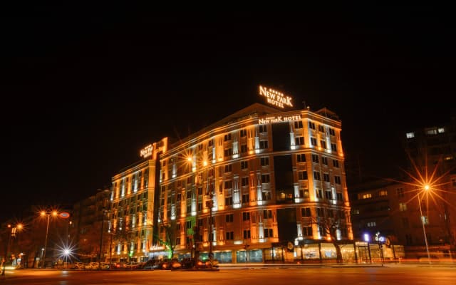 Отель New Park
