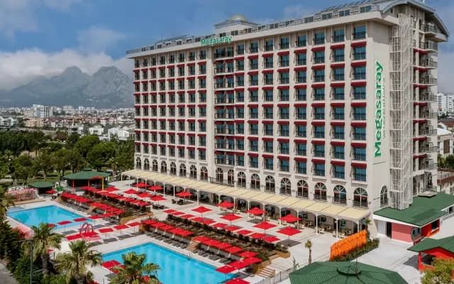 Megasaray WestBeach Antalya
