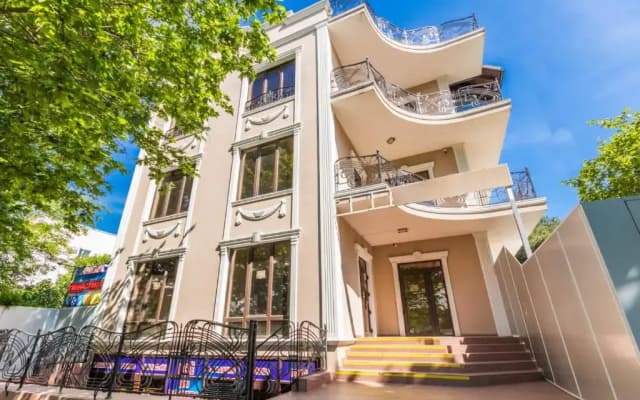 Меблированные комнаты на Кирова 14