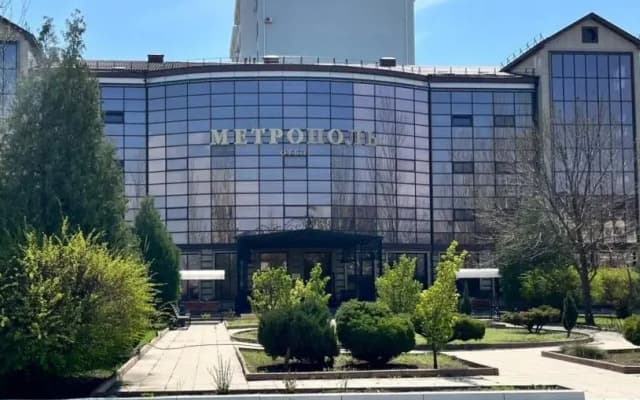 Отель Метрополь