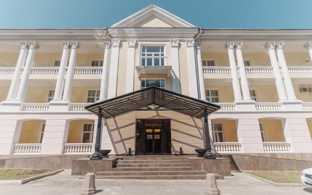 Отель Grand Park Nalchik