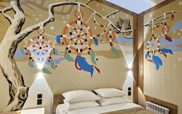 Lemon Joe Hotel