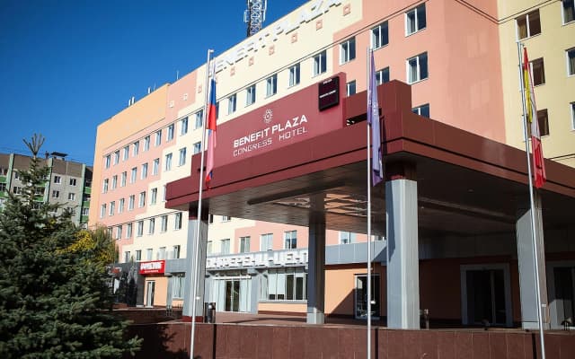 Бенефит Плаза Конгресс Отель