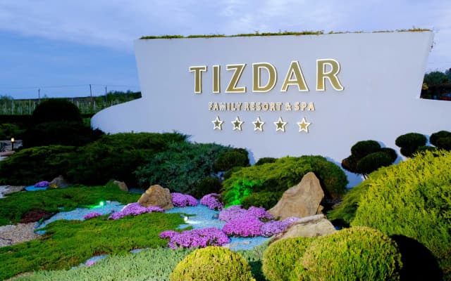 Отель Tizdar Family Resort & Spa Ultra All Inclusive