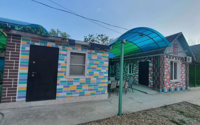 Частный дом в 10 минутах ходьбы до моря (пляж Дюрсо)