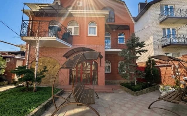 Меблированные комнаты Семейный дом на Виноградной