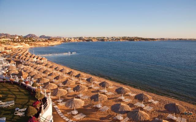 Отель Sunrise Arabian Beach Resort