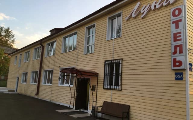 Отель Луна