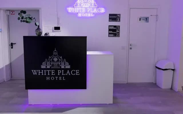 Отель Белое Место. White Place