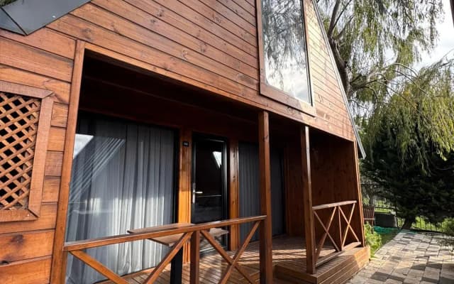 Отель Navy Inn & Bungalows