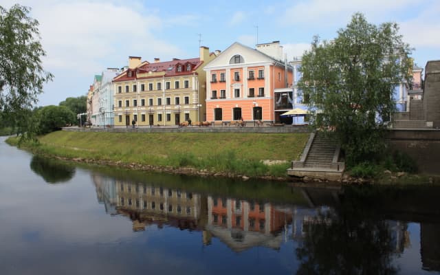 Отель Золотая Набережная