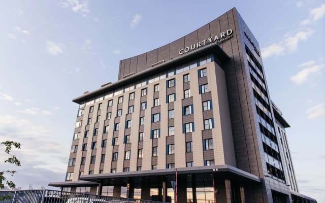 Отель Кортъярд Ростов-на-Дону