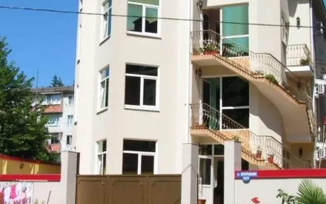 Guest house Lazurit