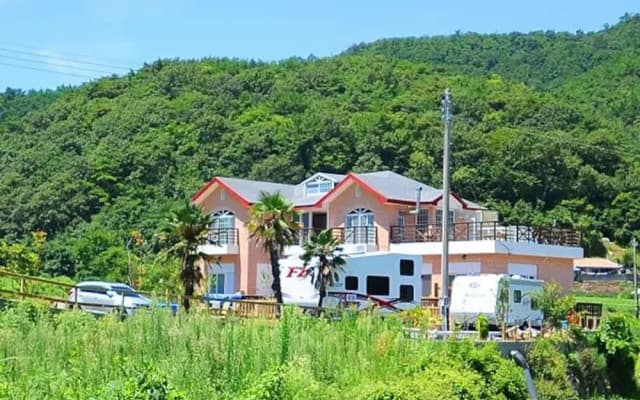 Tongyeong Hanin Pension