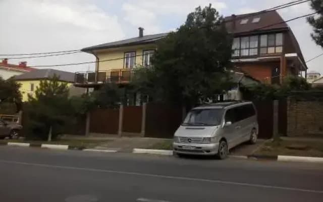 Guesthouse on Sevastopolskoy