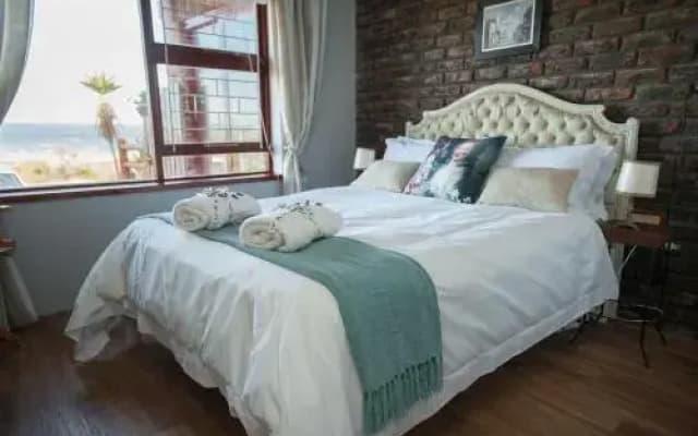 La Mer Seafront Selfcatering Accommodation Kleinmond