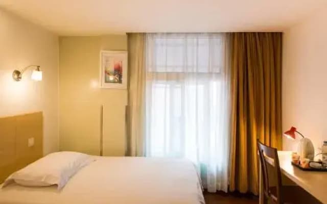 Motel 168 Nanjing Xinjiekou Mingwalang Branch