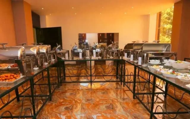 Ayowa Grand Hotel