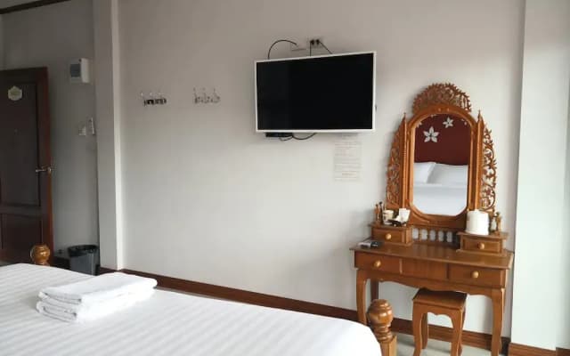 Rueanchorfa Hotel