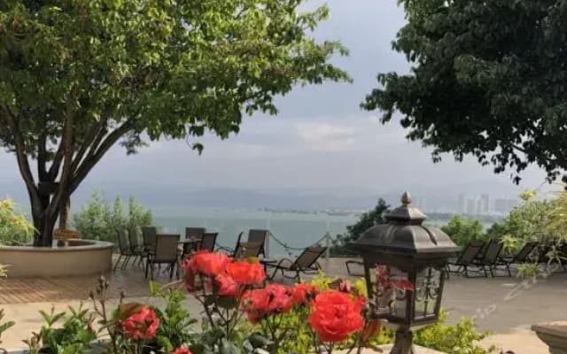 Dali Canger Yilong Hotel