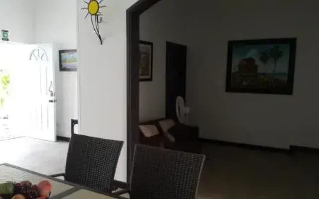 Hospedaje Solymar Sarie Bay