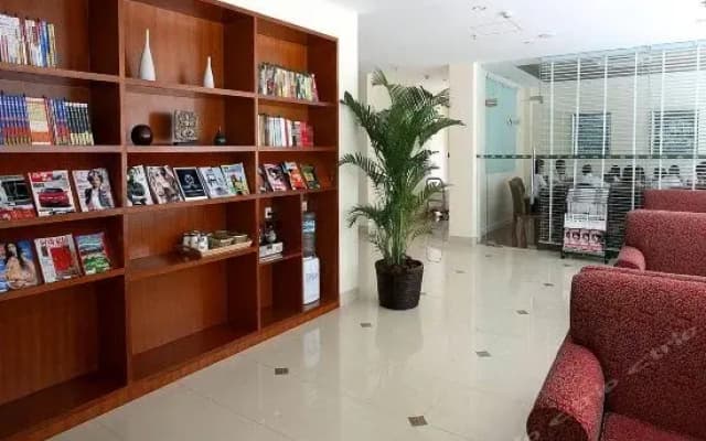 Hanting Express Dalian Jiefang Square Branch