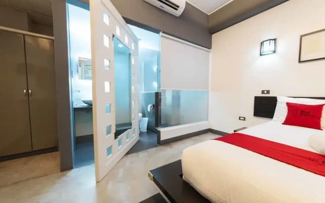 RedDoorz Premium @ Plaridel Malabanias Angeles City