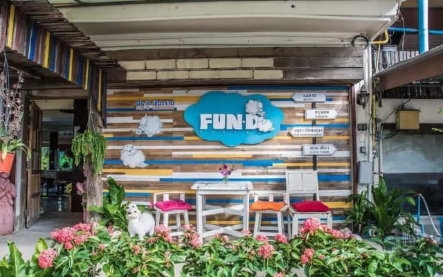 FUN-D Hostel Chiang rai