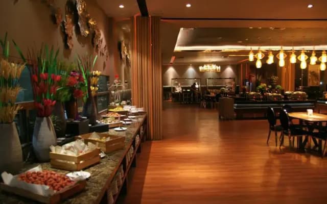 H5 Luxury Hotel