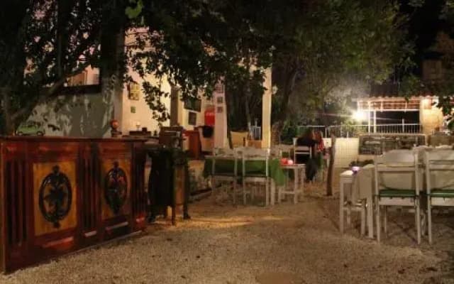 Yesil Vadi Hotel & Camping