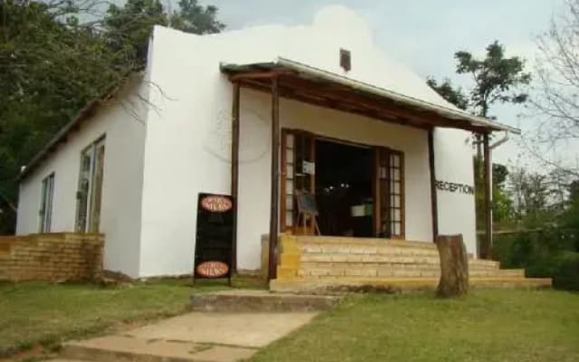 Tsanana Log Cabins and Mullberry Lane Suites