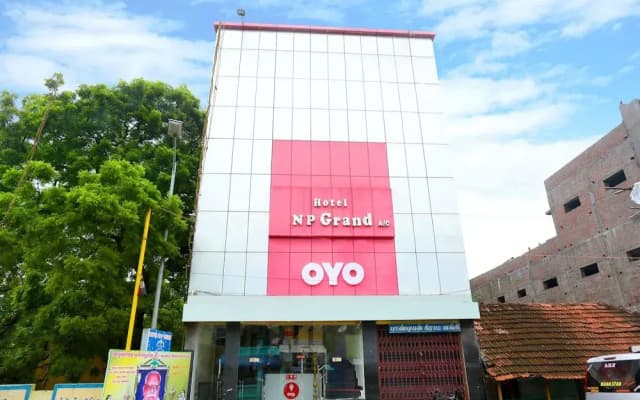 Hotel NNP Grand