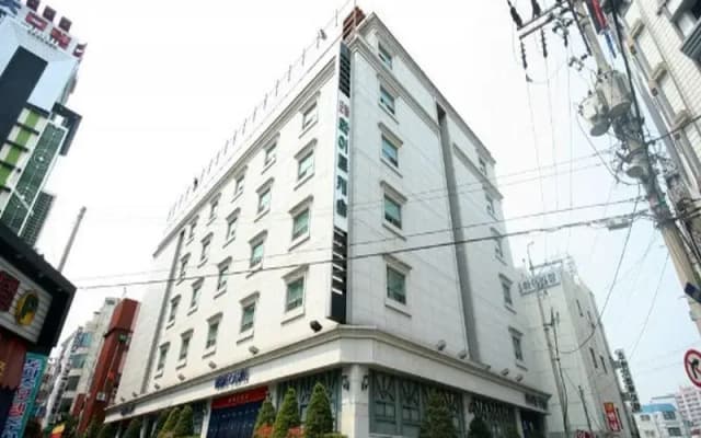 Hotel White Castle