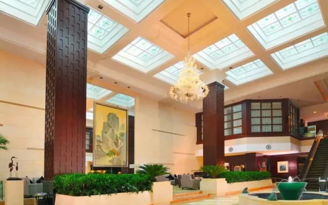 Binbei Yiho Hotel