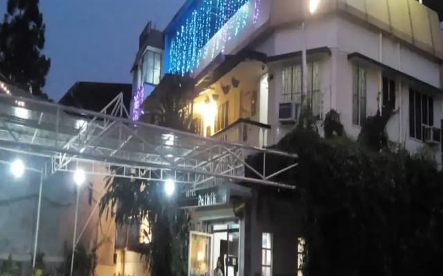 Hotel Pathik