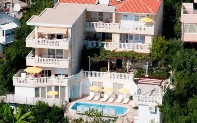 Villa Tenžera